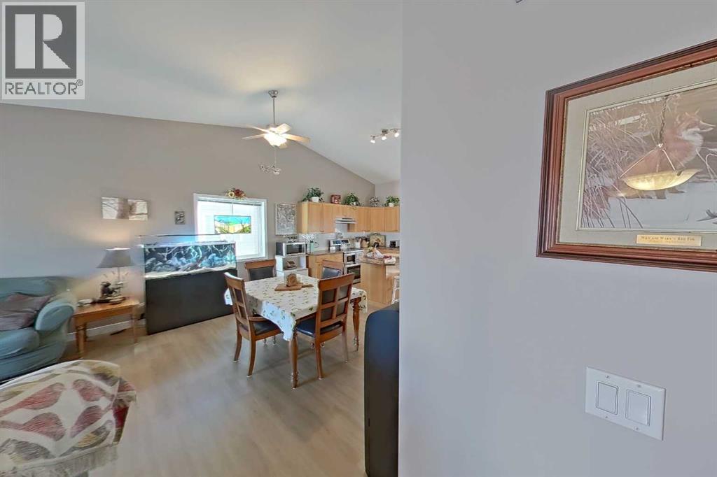 42 Valarosa Drive, Didsbury, Alberta  T0M 0W0 - Photo 14 - A2279455