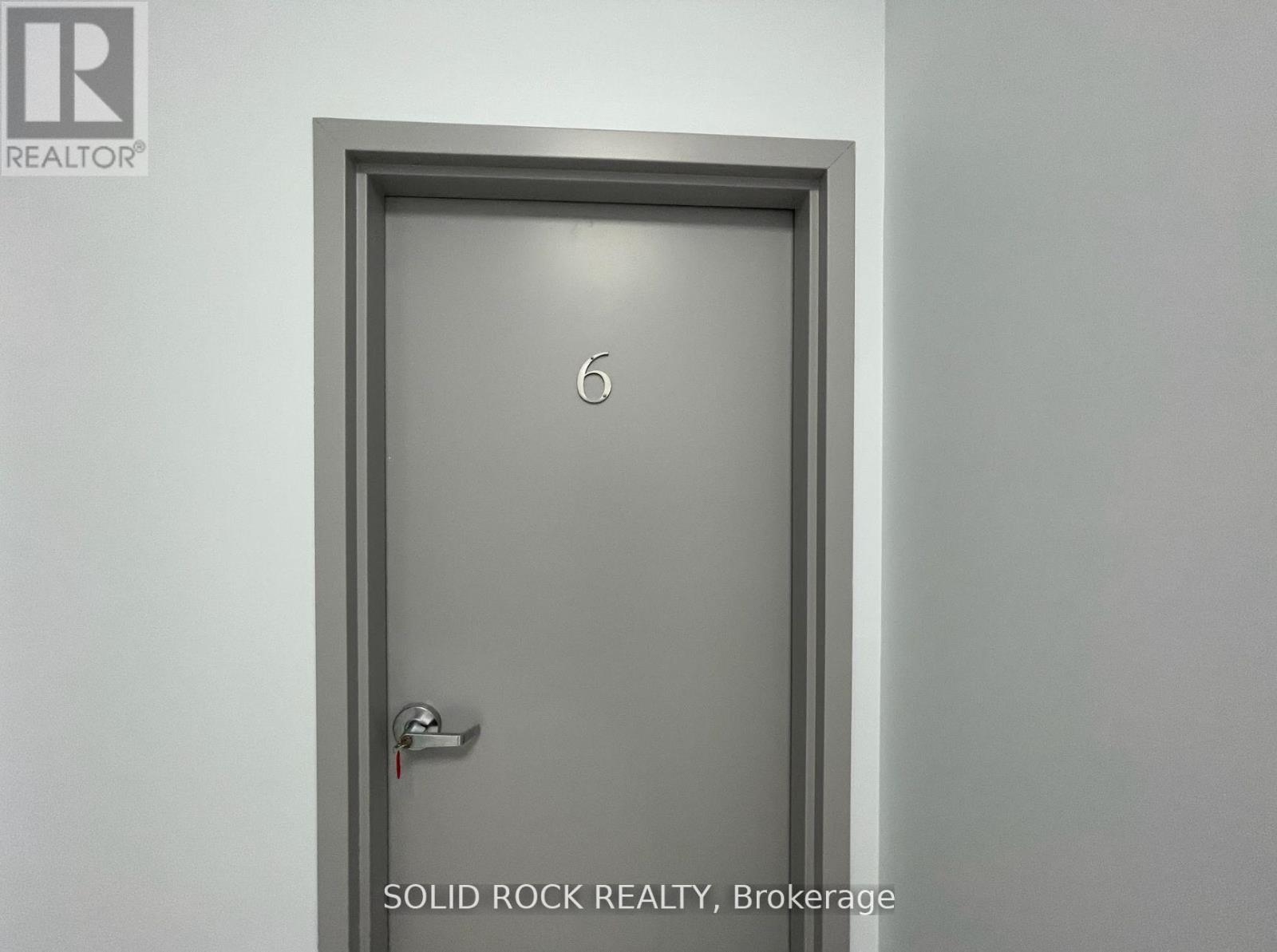 206 - 48 King Street E, Brockville, Ontario  K6V 1B1 - Photo 3 - X12746810