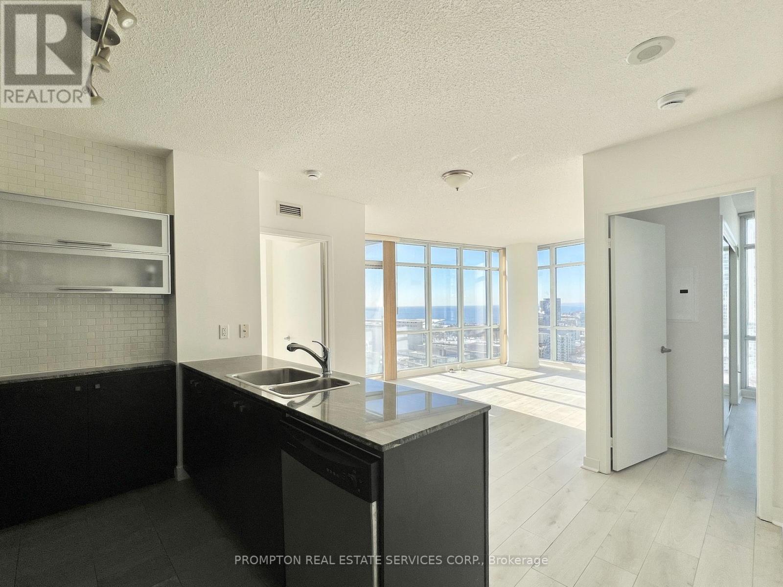 2715 - 11 BRUNEL COURT, Toronto, Ontario