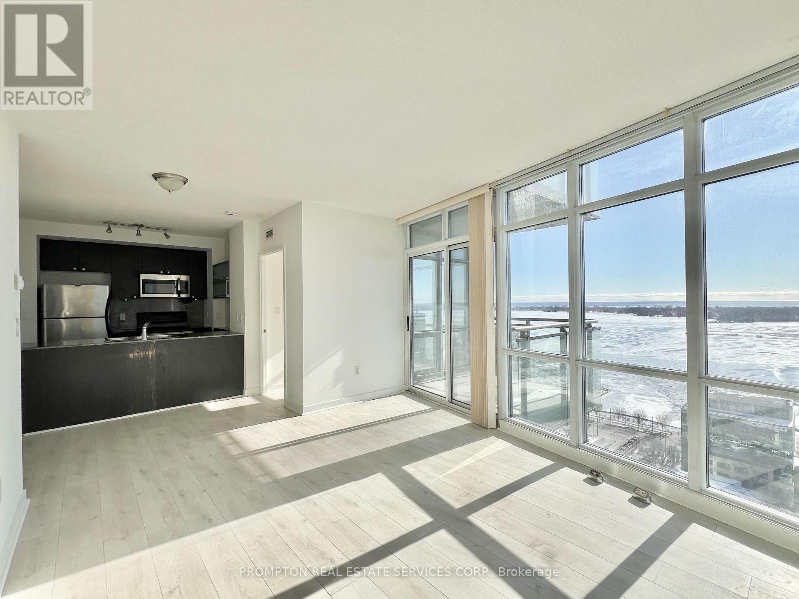 2715 - 11 Brunel Court, Toronto, Ontario  M5V 3Y3 - Photo 3 - C12746814