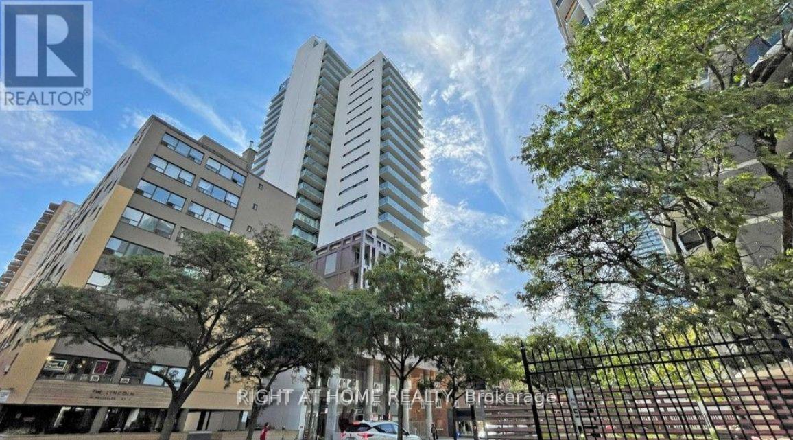 607 - 81 Wellesley Street E, Toronto, Ontario  M4Y 0C5 - Photo 2 - C12746828