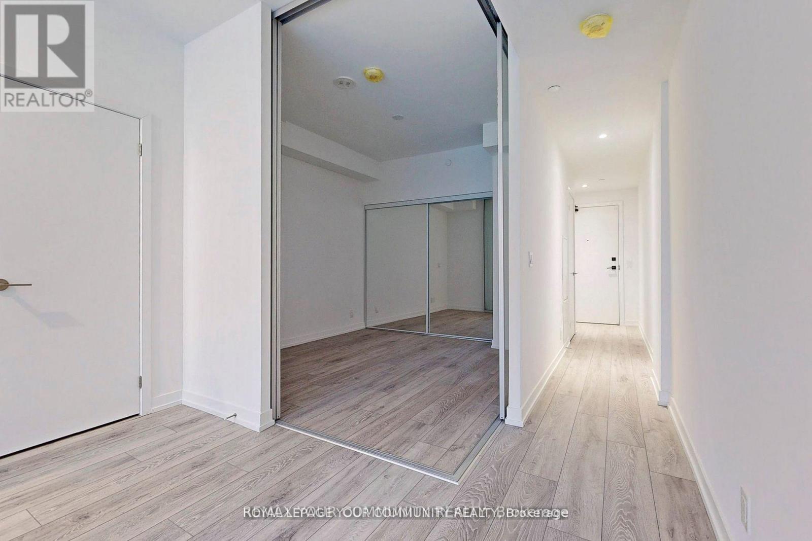 516 - 55 Mercer Street, Toronto, Ontario  M5V 0W4 - Photo 17 - C12746834