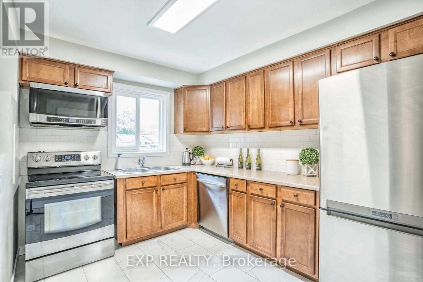 Main - 63 Barrett Crescent, Ajax, Ontario  L1T 2C5 - Photo 13 - E12746824