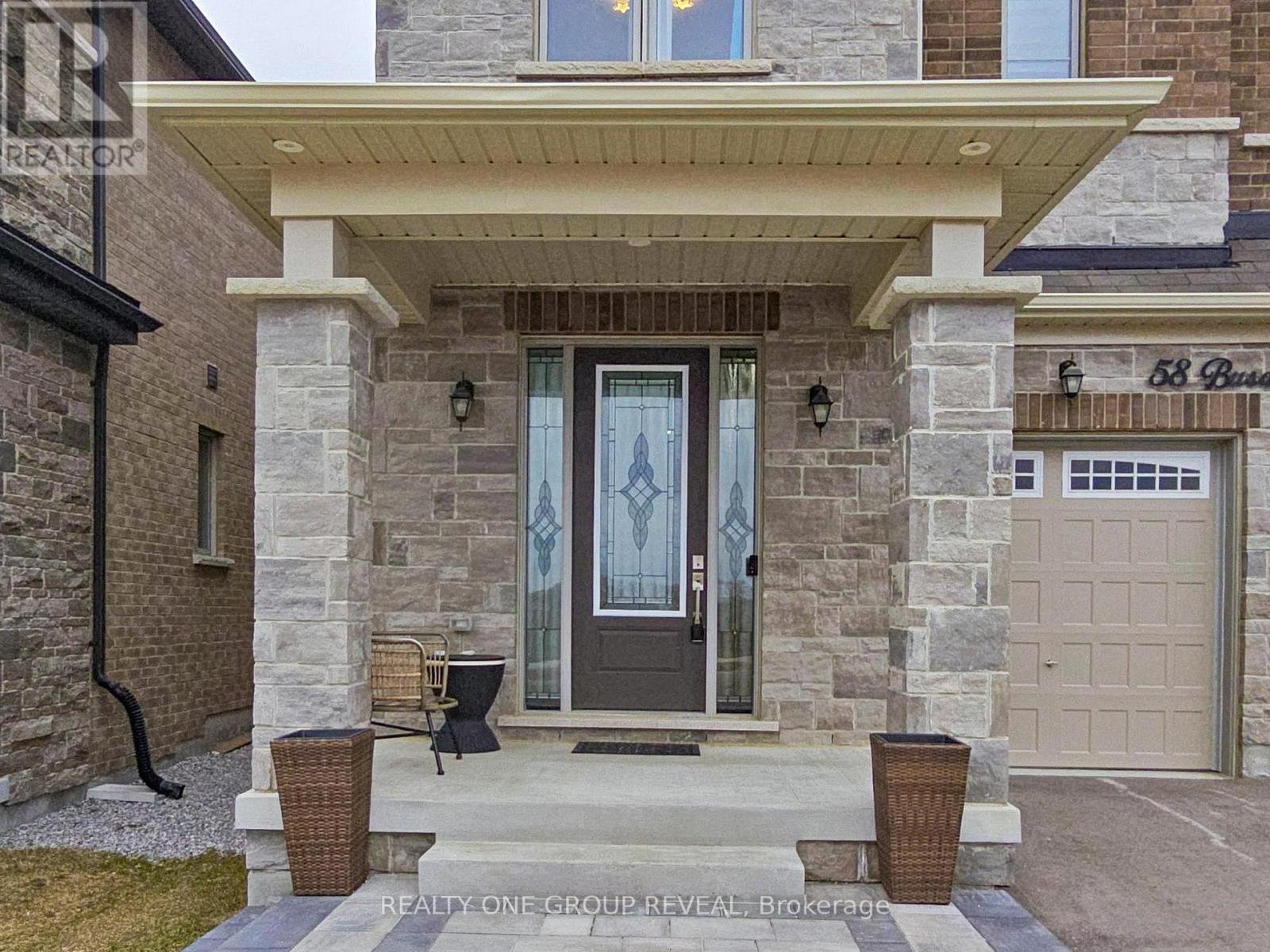 58 Busato Drive, Whitchurch-Stouffville, Ontario  L4A 4V4 - Photo 2 - N12746808