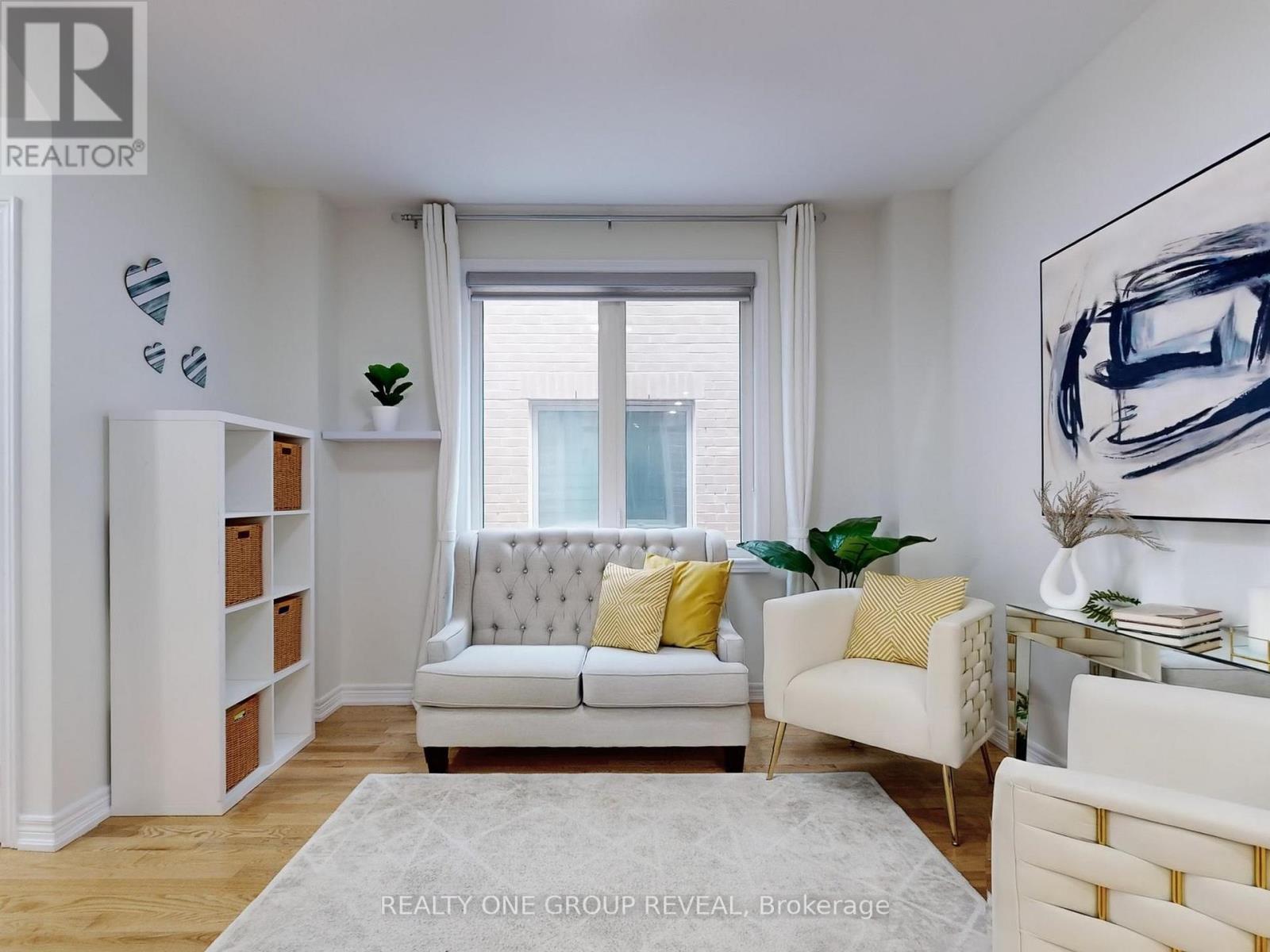 58 Busato Drive, Whitchurch-Stouffville, Ontario  L4A 4V4 - Photo 6 - N12746808