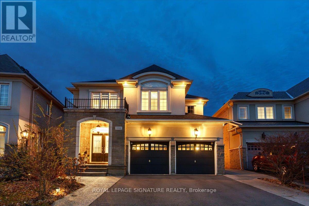 1268 Kestell Boulevard, Oakville, Ontario  L6H 0B3 - Photo 2 - W12746816