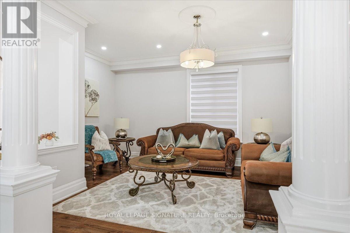 1268 Kestell Boulevard, Oakville, Ontario  L6H 0B3 - Photo 6 - W12746816