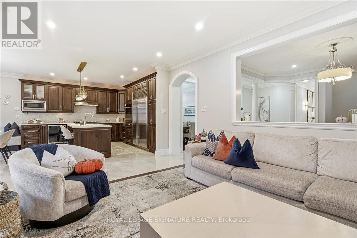 1268 Kestell Boulevard, Oakville, Ontario  L6H 0B3 - Photo 7 - W12746816