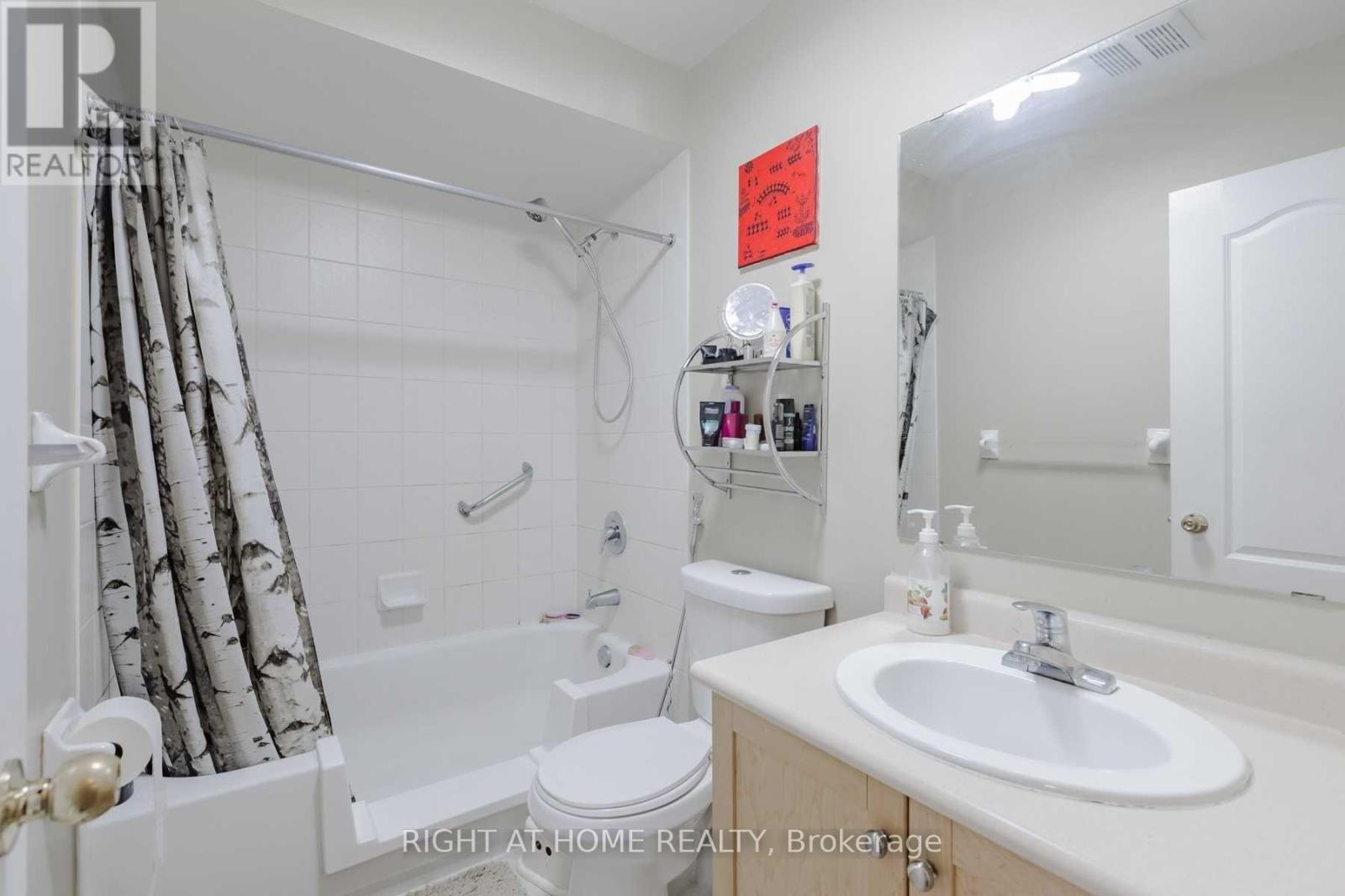 4808 Yorkshire Avenue, Mississauga, Ontario  L4Z 4H3 - Photo 22 - W12746820