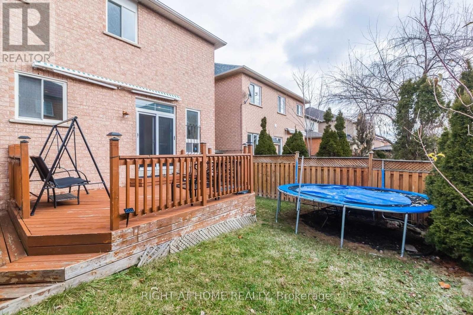 4808 Yorkshire Avenue, Mississauga, Ontario  L4Z 4H3 - Photo 33 - W12746820