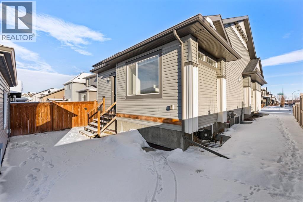 3 Hillcrest Close E, Airdrie, Alberta  T4B 4T9 - Photo 21 - A2274350