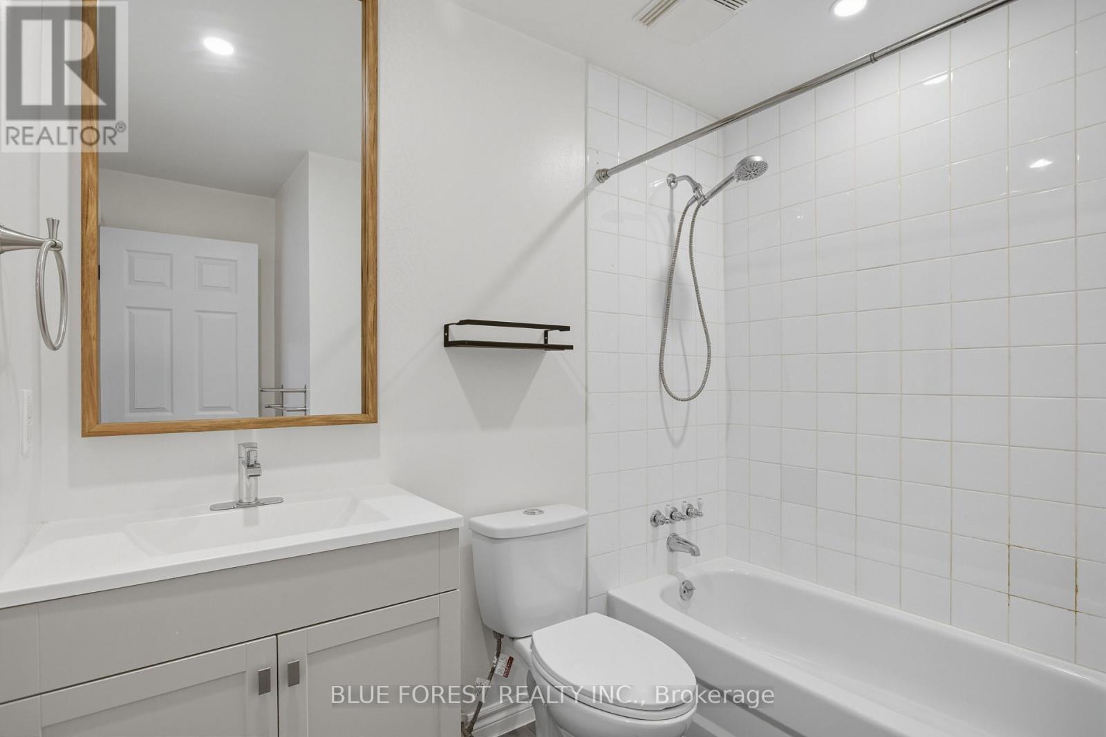 308 - 731 Deveron Crescent, London South, Ontario  N5Z 4X6 - Photo 17 - X12746856