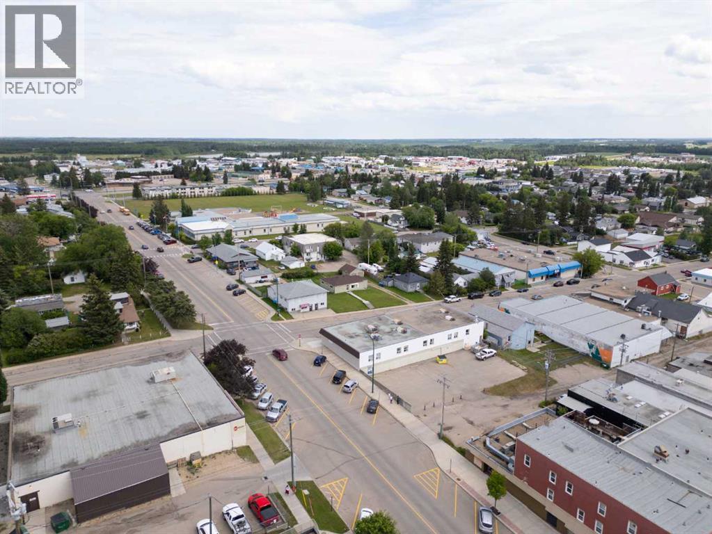 1-19 (No 3 Or 13), 4940 49 Street, Rocky Mountain House, Alberta  T4T 1B6 - Photo 23 - A2234841