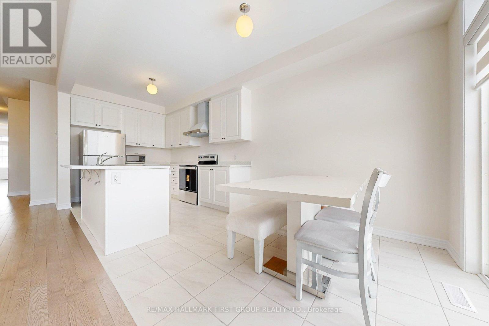 2011 Horace Duncan Crescent, Oshawa, Ontario  L1L 0W4 - Photo 18 - E12746846