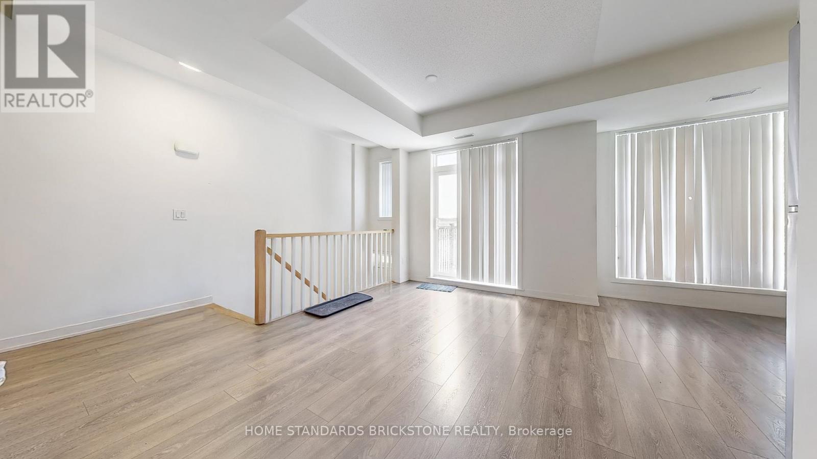 H212 - 90 Canon Jackson Drive, Toronto, Ontario  M6M 0C1 - Photo 11 - W12746840