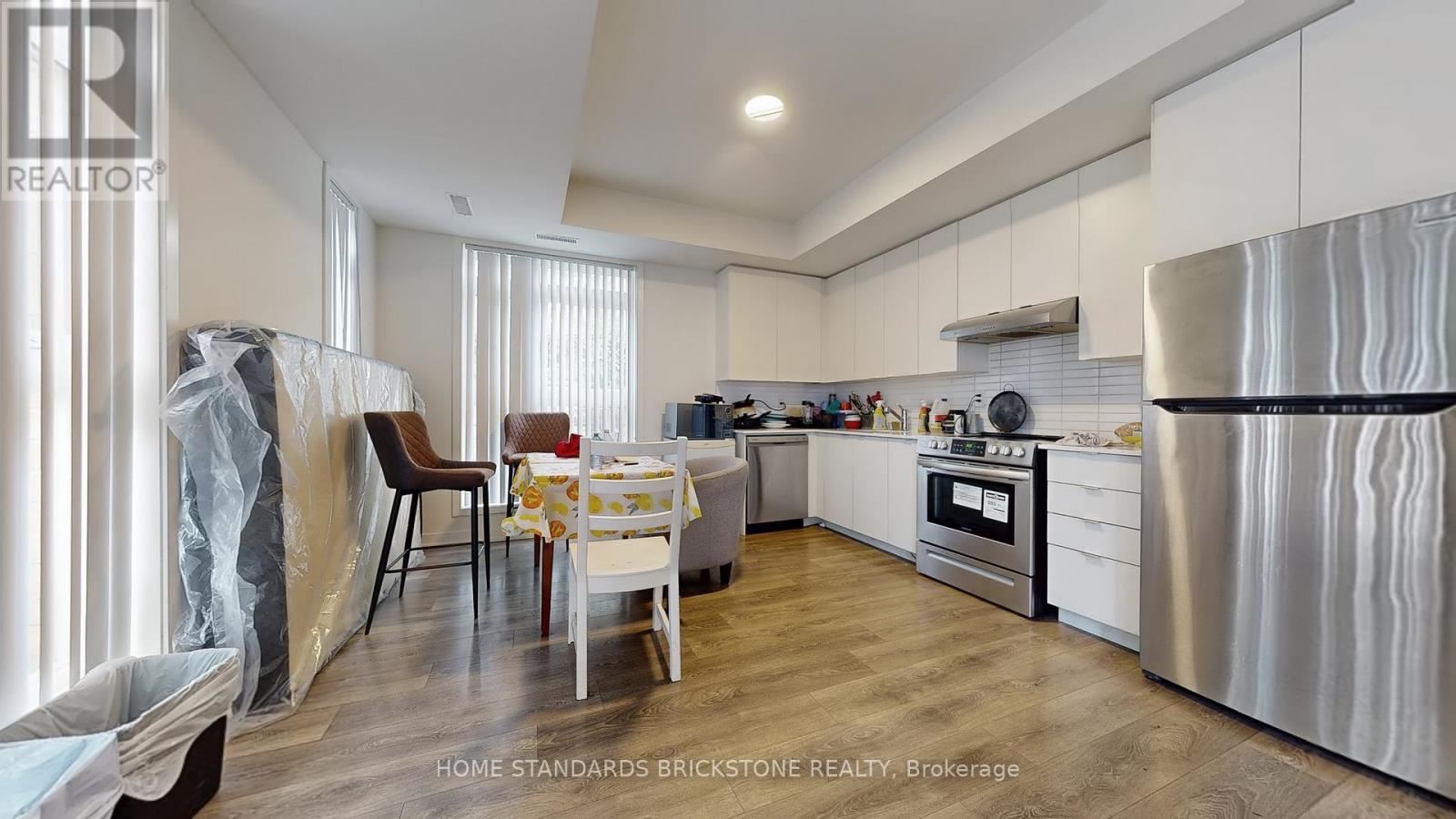 H212 - 90 Canon Jackson Drive, Toronto, Ontario  M6M 0C1 - Photo 14 - W12746840