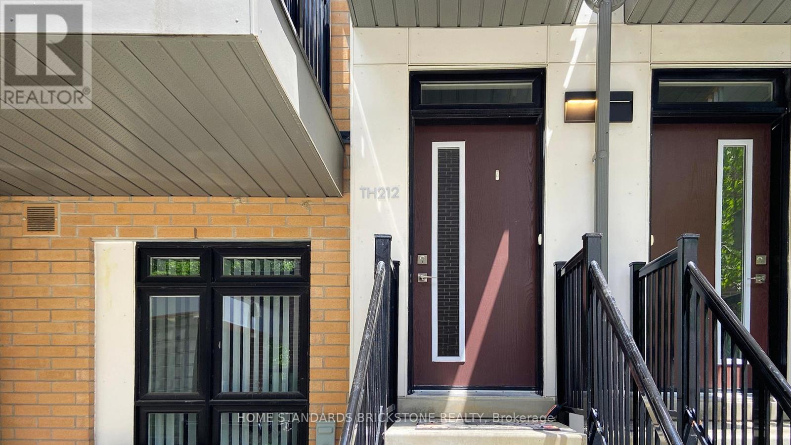 H212 - 90 Canon Jackson Drive, Toronto, Ontario  M6M 0C1 - Photo 8 - W12746840