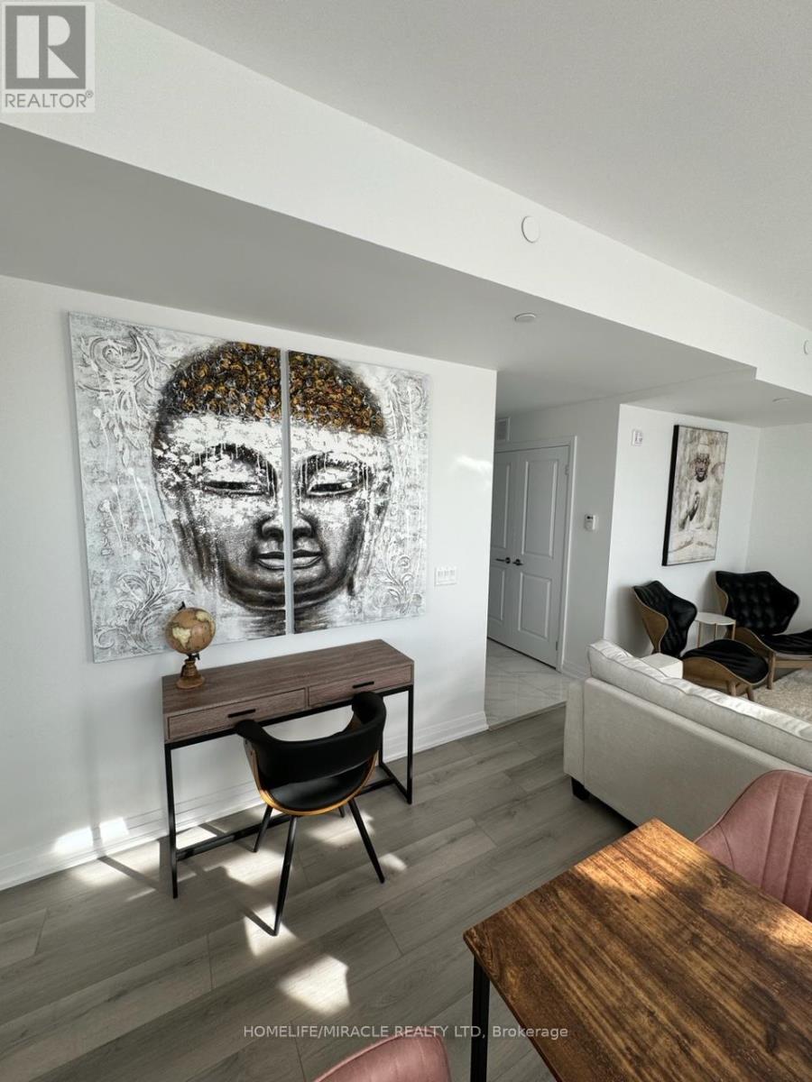 375 - 65 Attmar Drive, Brampton, Ontario  L6P 0Y6 - Photo 3 - W12746842