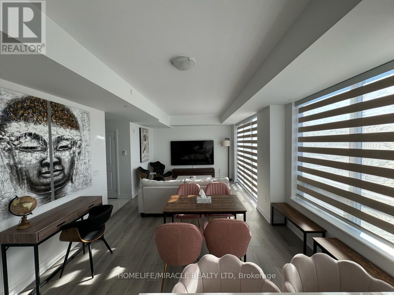 375 - 65 Attmar Drive, Brampton, Ontario  L6P 0Y6 - Photo 8 - W12746842