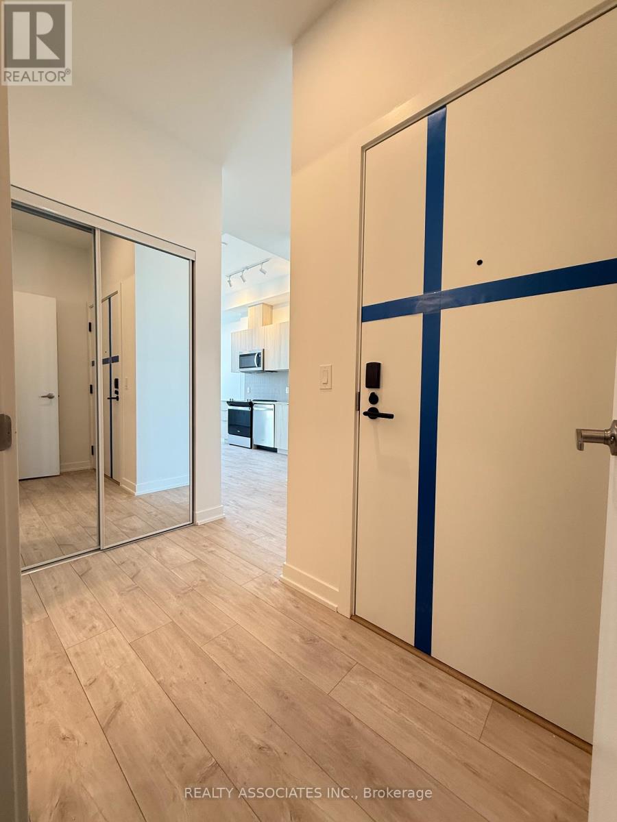 810 - 750 Whitlock Avenue, Milton, Ontario  L9E 2B5 - Photo 2 - W12746850