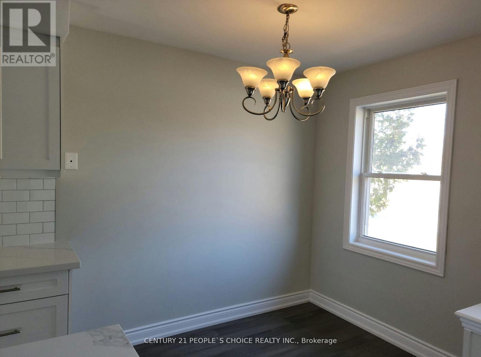 1482 Fisher Avenue, Burlington, Ontario  L7P 2L8 - Photo 14 - W12746860