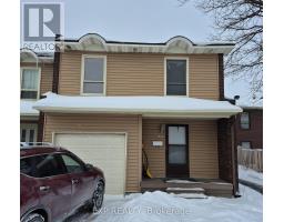 8 - 8A ARNOLD DRIVE, Ottawa, Ontario
