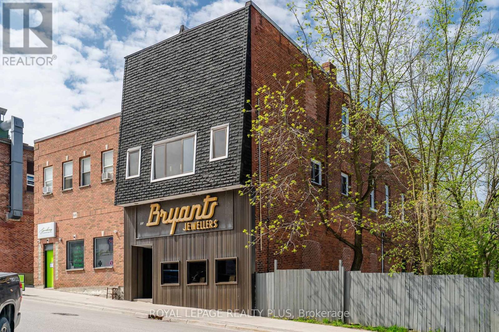 66 MAIN STREET, Penetanguishene, Ontario