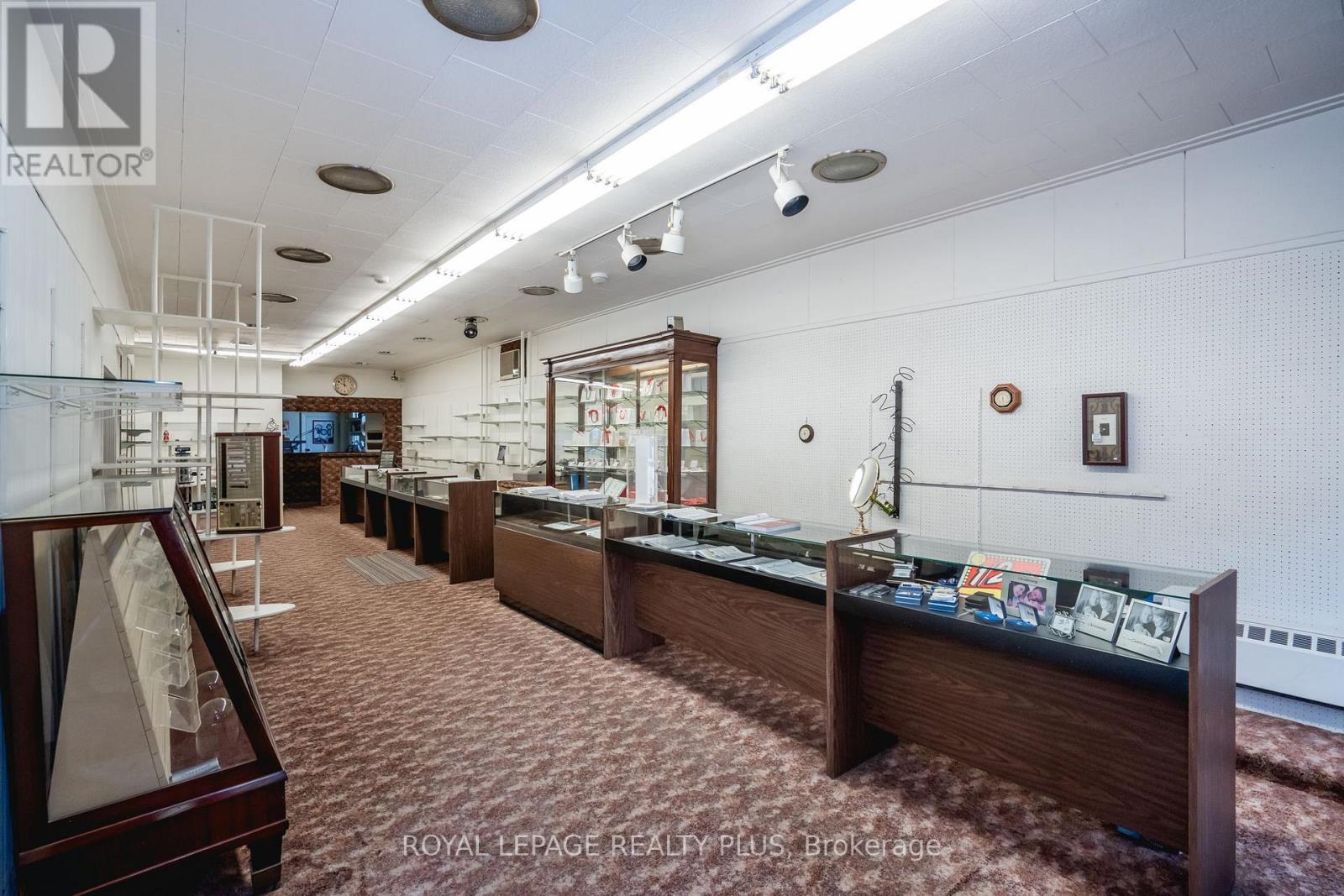 66 Main Street, Penetanguishene, Ontario  L9M 1T3 - Photo 23 - S12746880