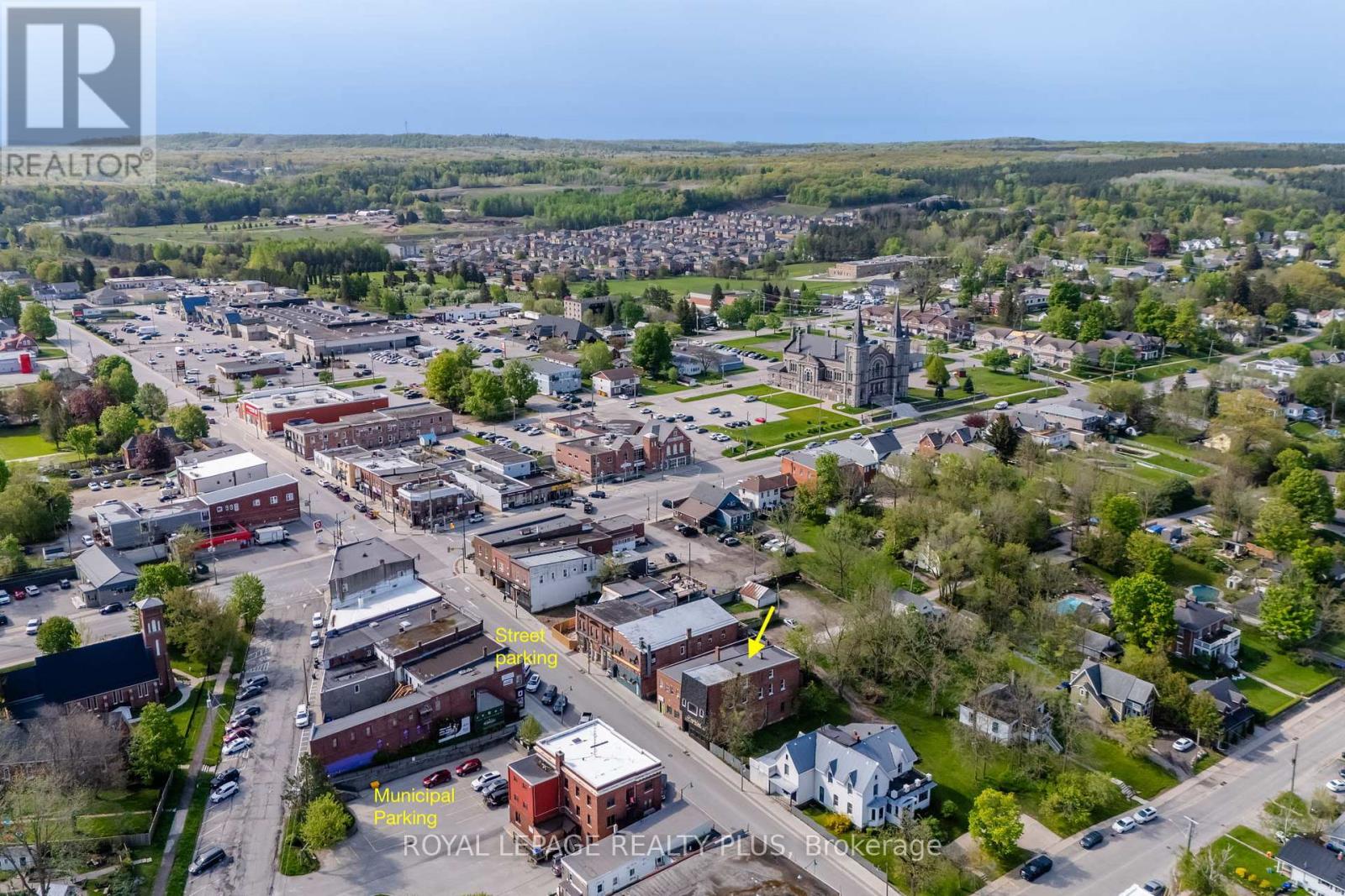 66 Main Street, Penetanguishene, Ontario  L9M 1T3 - Photo 4 - S12746880