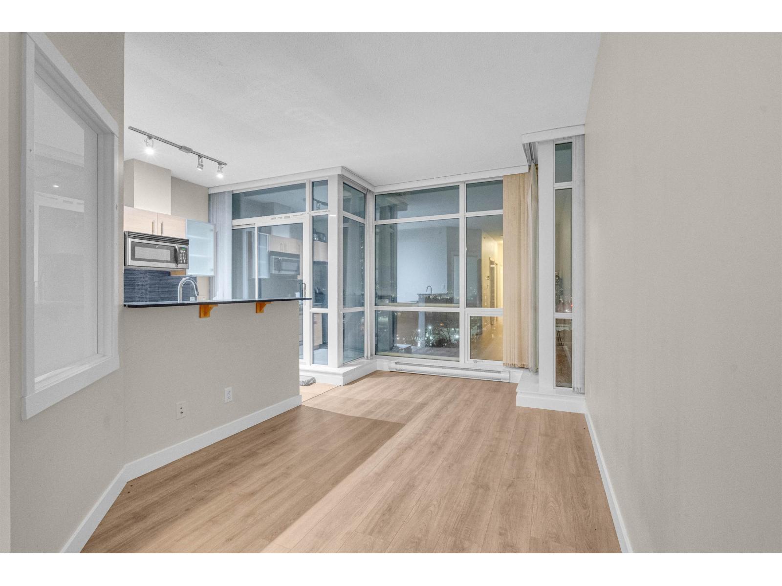 901 13399 104 Avenue, Surrey, British Columbia  V3T 0C9 - Photo 7 - R3085178