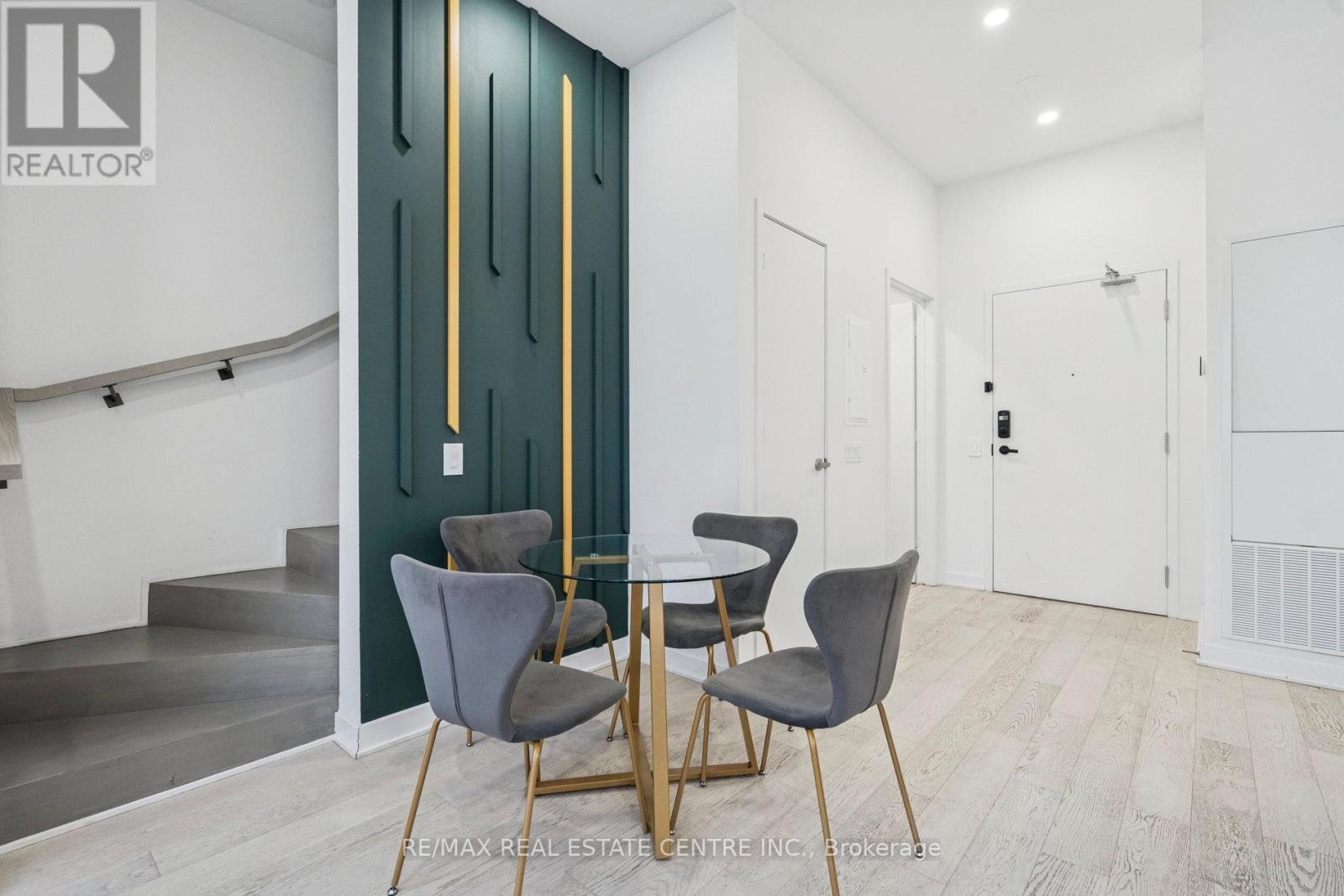 6004 - 3900 Confederation Parkway, Mississauga, Ontario  L5B 0M3 - Photo 11 - W12746876