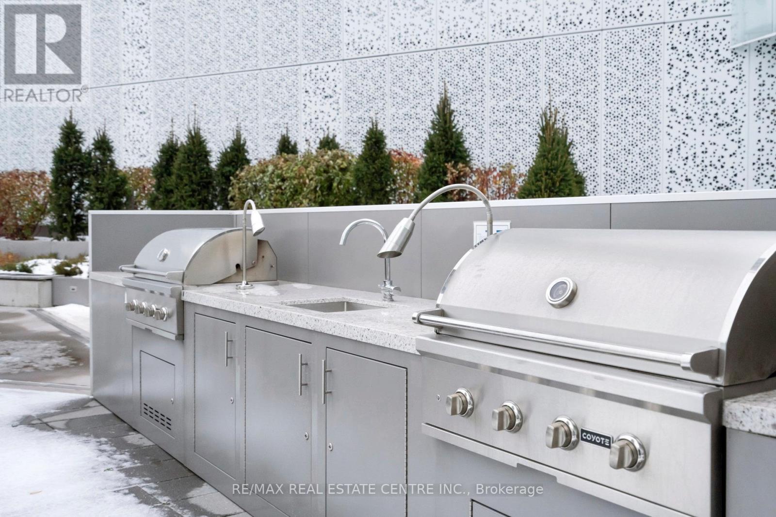 6004 - 3900 Confederation Parkway, Mississauga, Ontario  L5B 0M3 - Photo 29 - W12746876