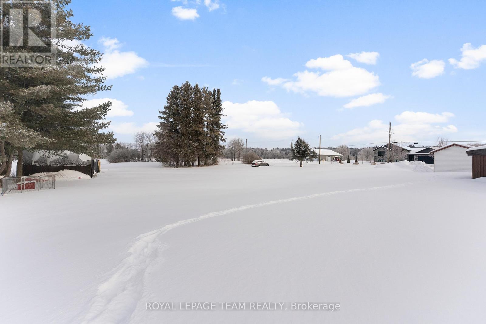 37 Rapid Road, Whitewater Region, Ontario  K0J 2L0 - Photo 34 - X12389658