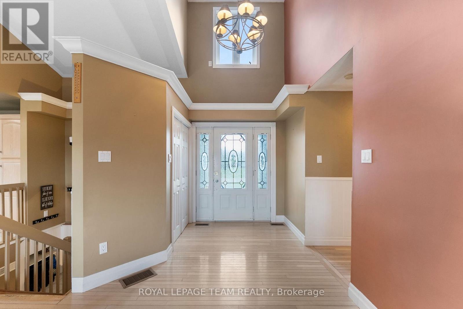 37 Rapid Road, Whitewater Region, Ontario  K0J 2L0 - Photo 6 - X12389658