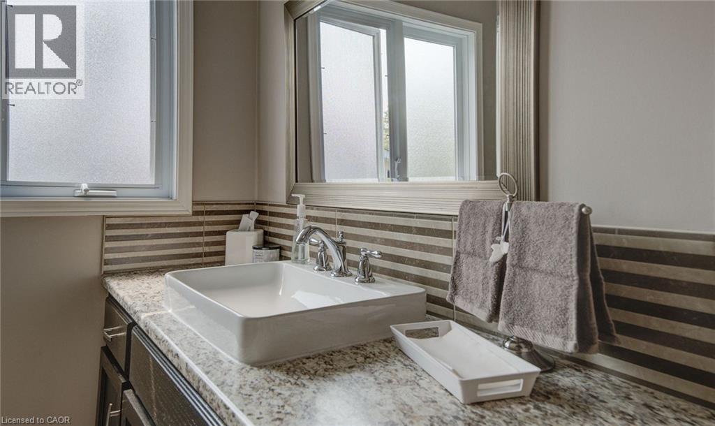 400 Foxhunt Place, Waterloo, Ontario  N2K 2S7 - Photo 18 - 40802049