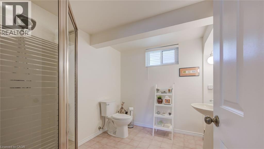 400 Foxhunt Place, Waterloo, Ontario  N2K 2S7 - Photo 22 - 40802049