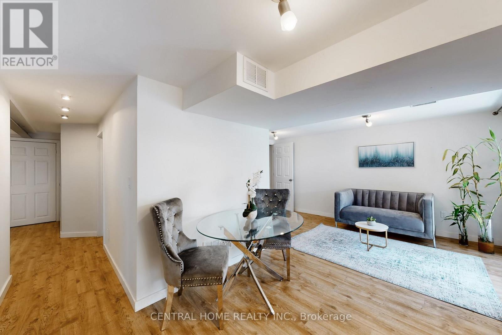 30 Moffat Crescent E, Aurora, Ontario  L4G 4Z8 - Photo 39 - N12659972