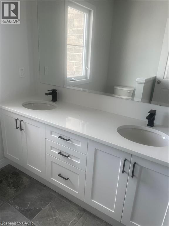 152 Queensbrook Crescent, Cambridge, Ontario  N1S 0E4 - Photo 12 - 40802123