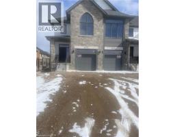152 QUEENSBROOK Crescent, Cambridge, Ontario