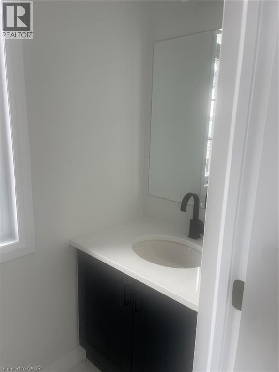 152 Queensbrook Crescent, Cambridge, Ontario  N1S 0E4 - Photo 7 - 40802123