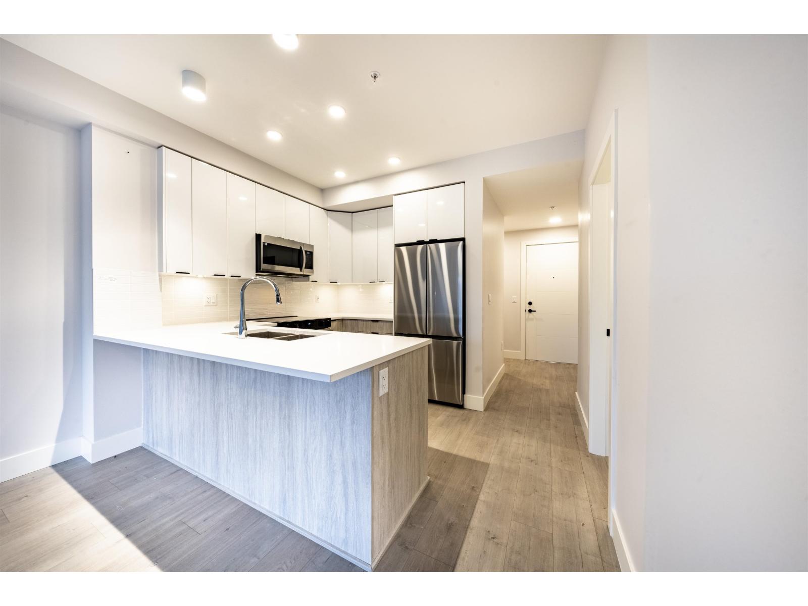 204 20061 Fraser Highway, Langley, British Columbia  V3A 0R4 - Photo 2 - R3083484