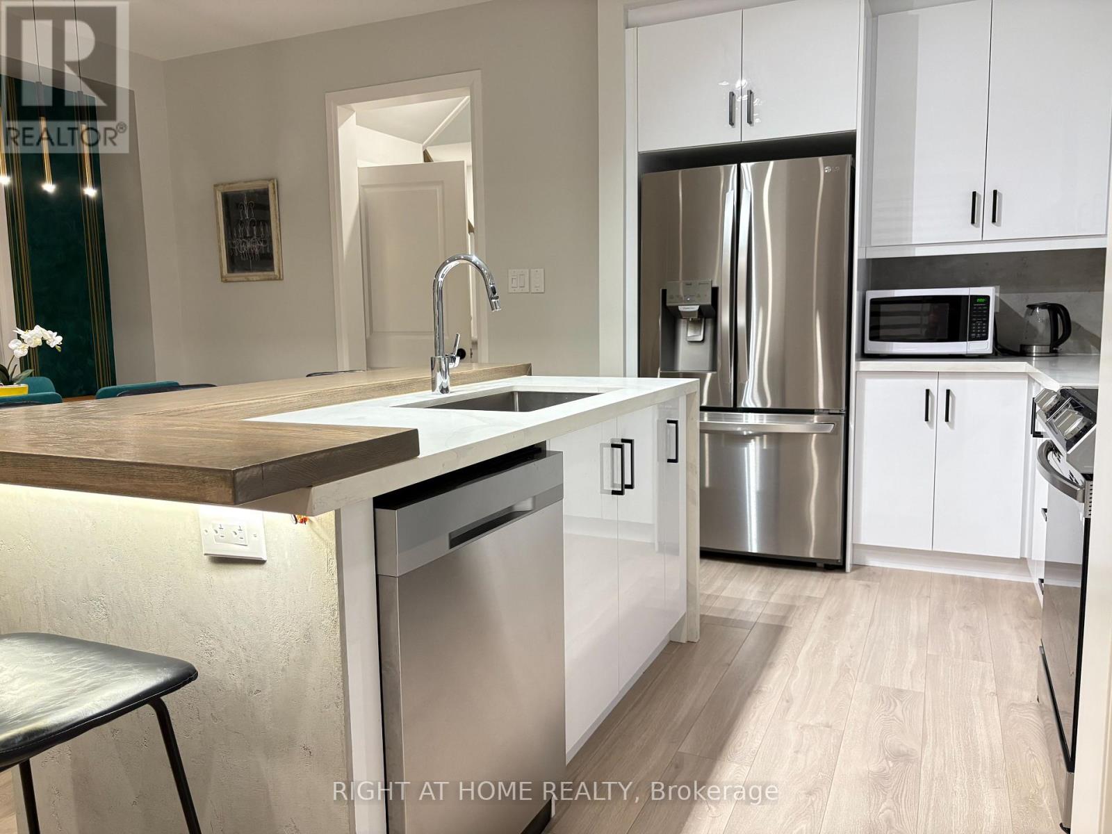 95 Shepherd Drive, Barrie, Ontario  L9J 0K4 - Photo 7 - S12742514