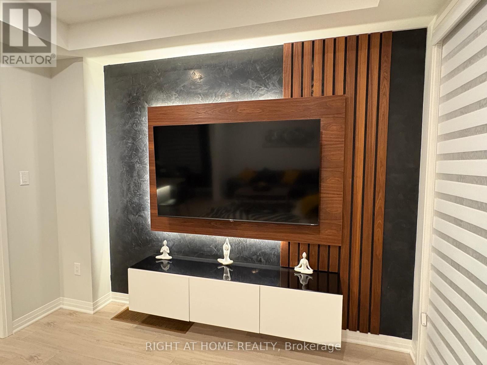 95 Shepherd Drive, Barrie, Ontario  L9J 0K4 - Photo 4 - S12742514