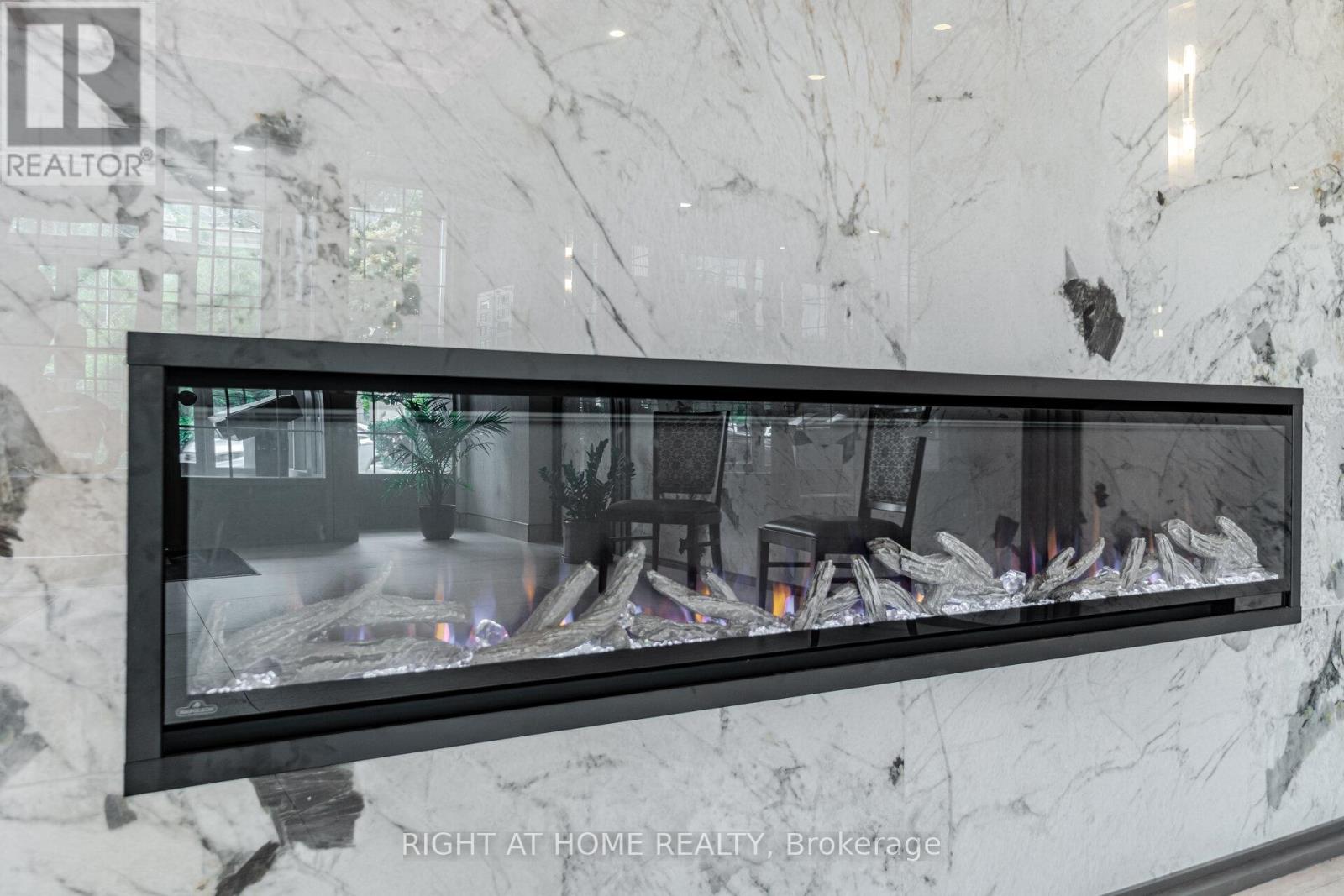 802 - 2325 Central Park Drive, Oakville, Ontario  L6H 0E5 - Photo 5 - W12641694