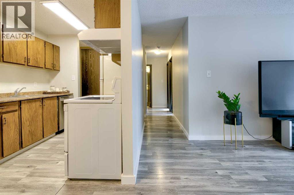 104, 403 Columbia Boulevard W, Lethbridge, Alberta  T1K 5R8 - Photo 16 - A2283223