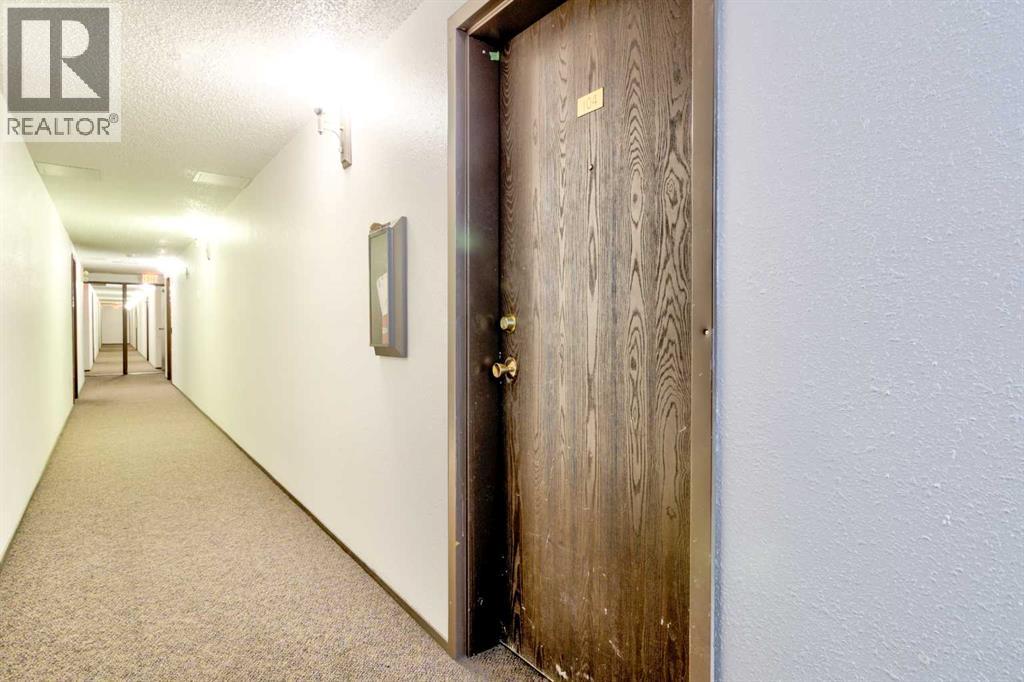 104, 403 Columbia Boulevard W, Lethbridge, Alberta  T1K 5R8 - Photo 24 - A2283223