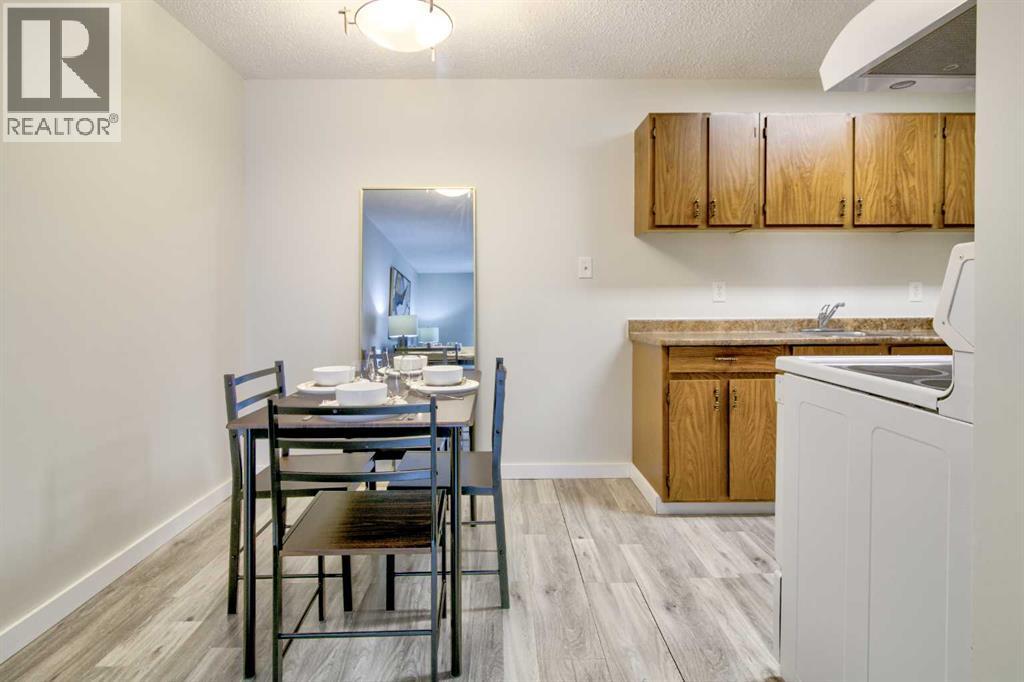 104, 403 Columbia Boulevard W, Lethbridge, Alberta  T1K 5R8 - Photo 7 - A2283223