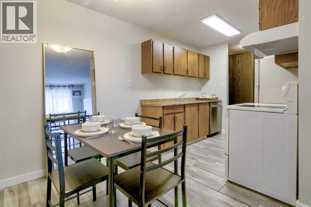 104, 403 Columbia Boulevard W, Lethbridge, Alberta  T1K 5R8 - Photo 8 - A2283223