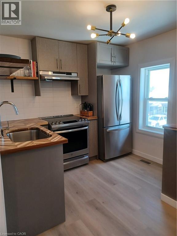 94 East 35th Street Unit# 2, Hamilton, Ontario  L8V 3Y1 - Photo 2 - 40802096