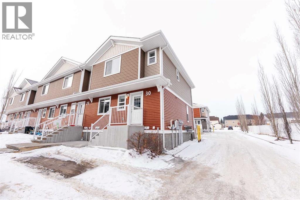 30, 4716 College Avenue, Lacombe, Alberta